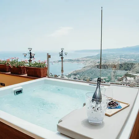 Villa Marta Luxury Sea View And