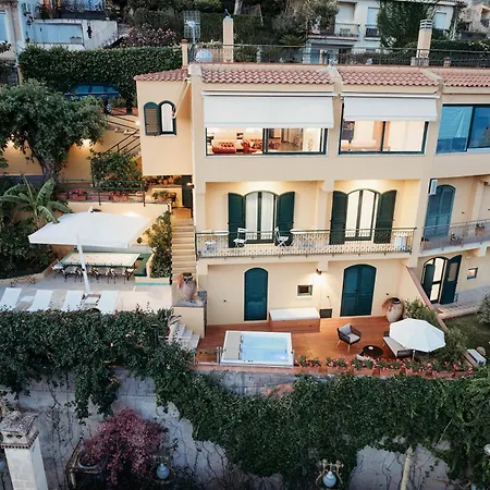 Marta Luxury Sea View And * טאורמינה