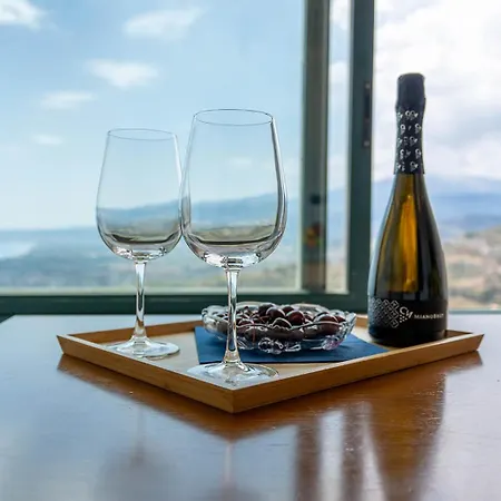 Marta Luxury Sea View And וילה טאורמינה