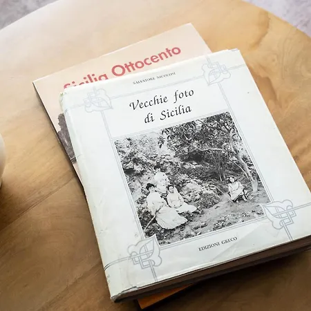 וילה Marta Luxury Sea View And טאורמינה