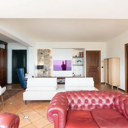 Marta Luxury Sea View And טאורמינה