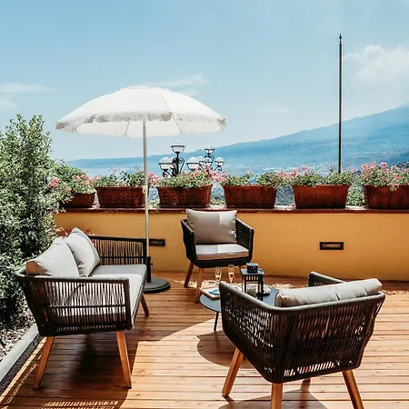 וילה Marta Luxury Sea View And טאורמינה